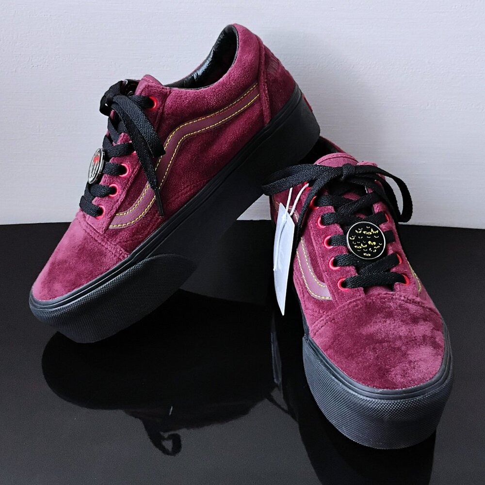 Vans Women's Vans x Disney Old Skool Stackform 'Poison Apple' in Mahogany Velvet - Picture 14 of 16